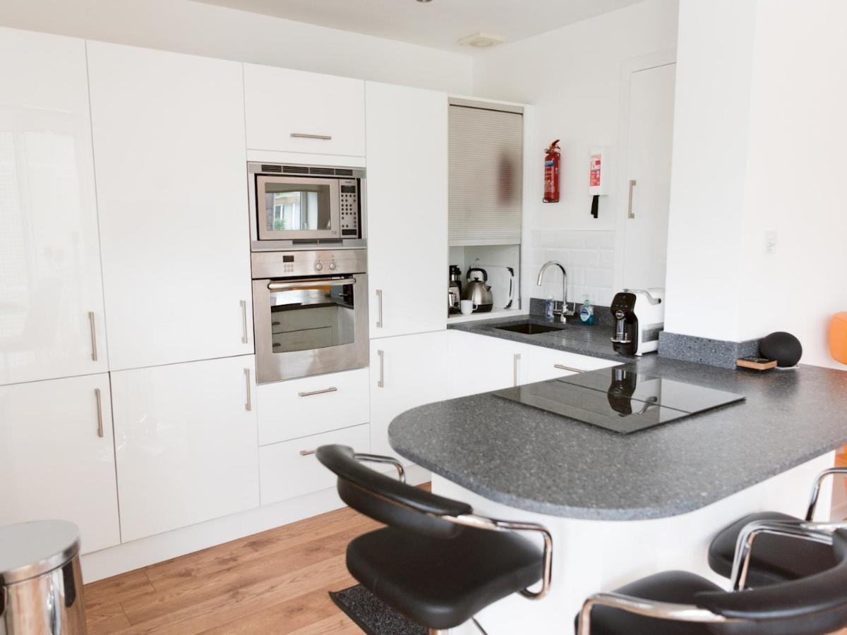 Pass The Keys Stylish 2Bed Rental Unit Glasgow Green Εξωτερικό φωτογραφία