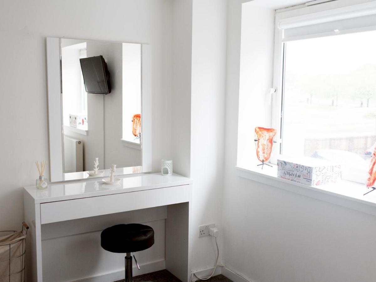 Pass The Keys Stylish 2Bed Rental Unit Glasgow Green Εξωτερικό φωτογραφία