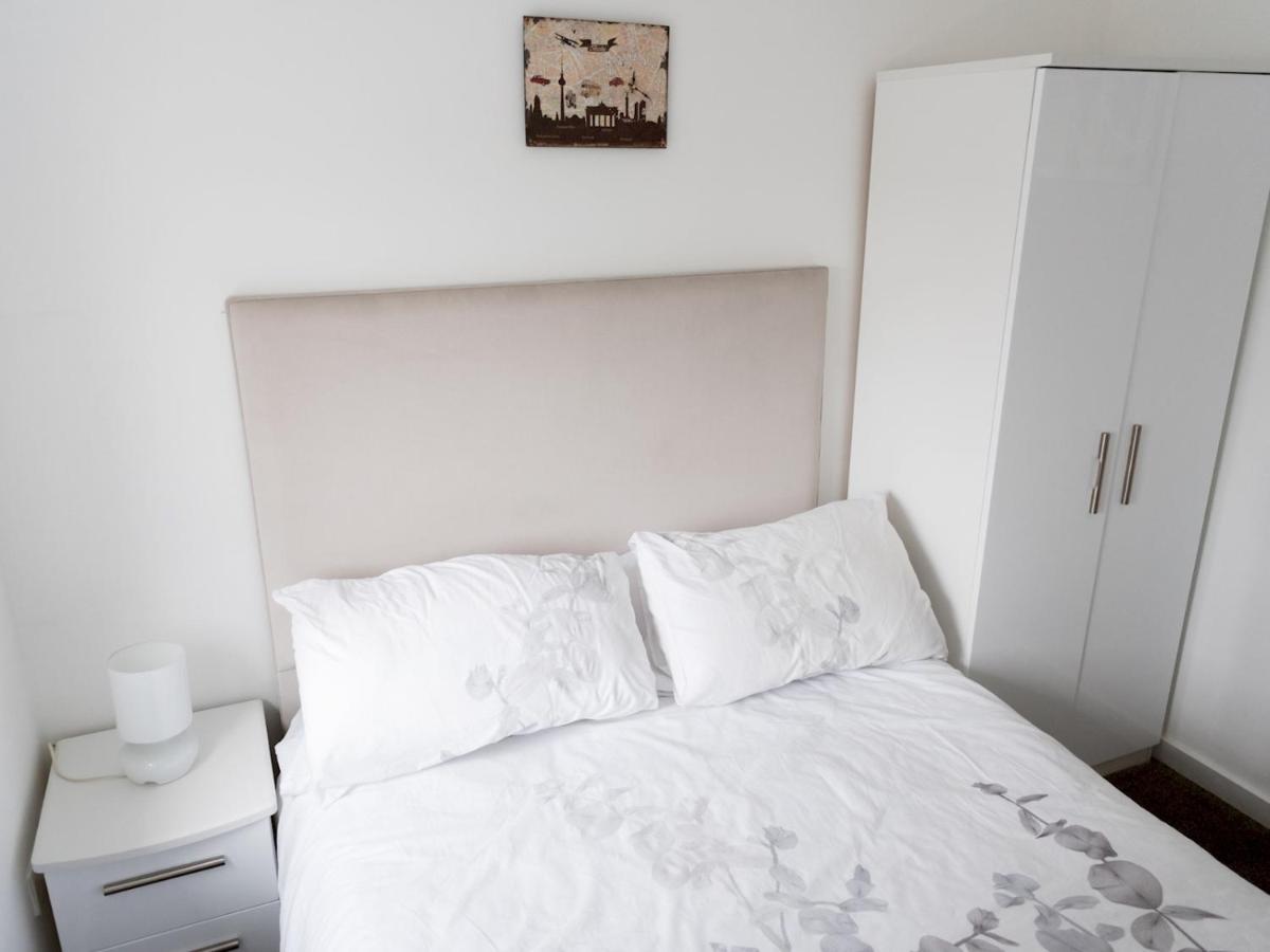 Pass The Keys Stylish 2Bed Rental Unit Glasgow Green Εξωτερικό φωτογραφία