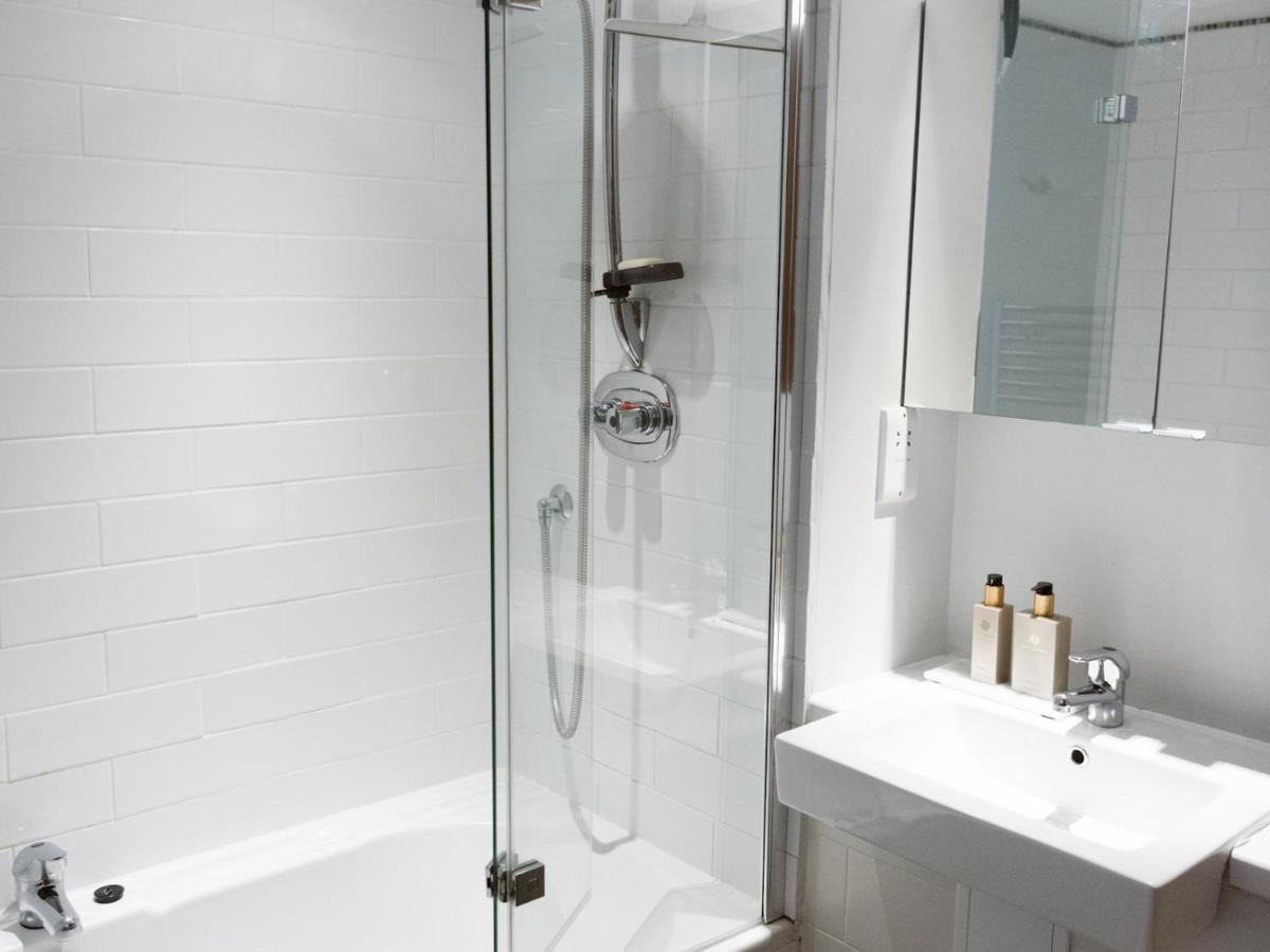 Pass The Keys Stylish 2Bed Rental Unit Glasgow Green Εξωτερικό φωτογραφία
